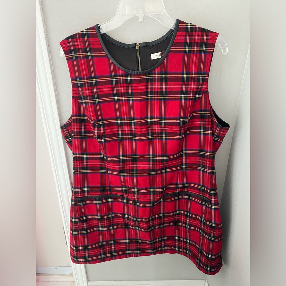 🔴 Stylish Red Plaid Mini Dress With Leather Trim